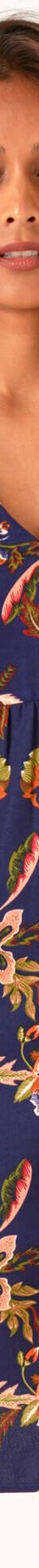 Ruime, bedrukte jurk (marine / beige) Ruime, bedrukte jurk (marine / beige)